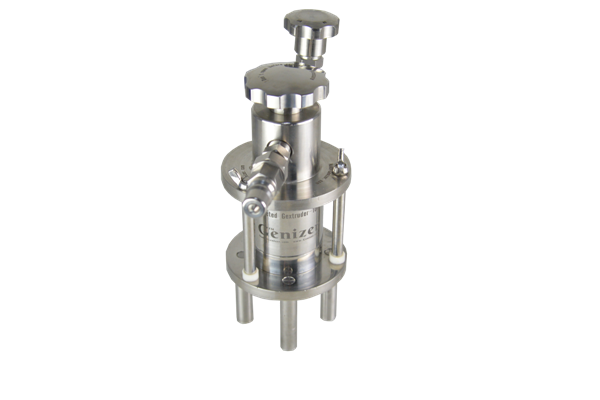 气动挤出器挤出过程