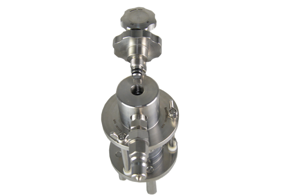 气动脂质体挤出器装配完成 加样